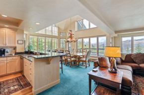 Scenic Penthouse Condo For 10, Ski In At Pines Lodge Condo
